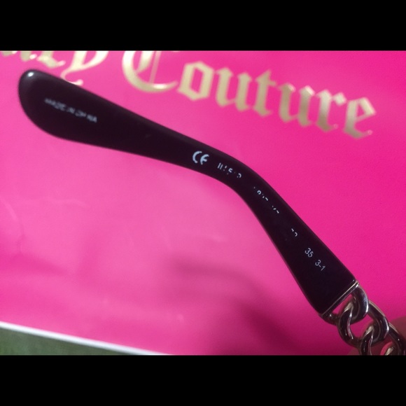 Juicy Couture Gold Chain Sunglasses 😎 - Picture 7 of 10